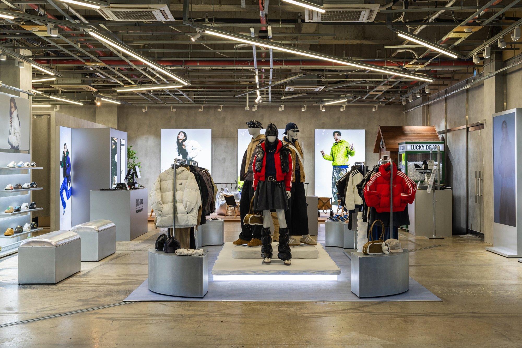 ABC마트 X 아디다스, '겨울캠핑' 콘셉트 성수 팝업 오픈 1489-Image